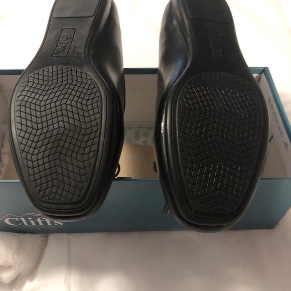 EUC Cliffs by White Mountain Slip On Aubrie Flats Runs A Bit Large For Me - Picture 7 of 7